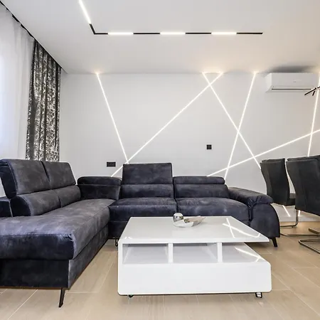 Διαμέρισμα Maestral Τρογκίρ