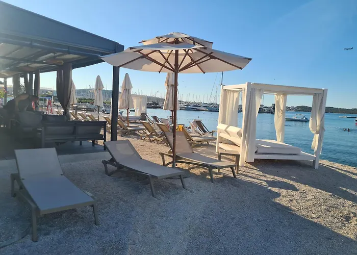 Apartment Maestral Trogir